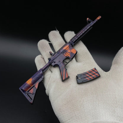 Hot Game CS Skin M4A4 Radiation Hazard Mini Metal Replica For Collectible