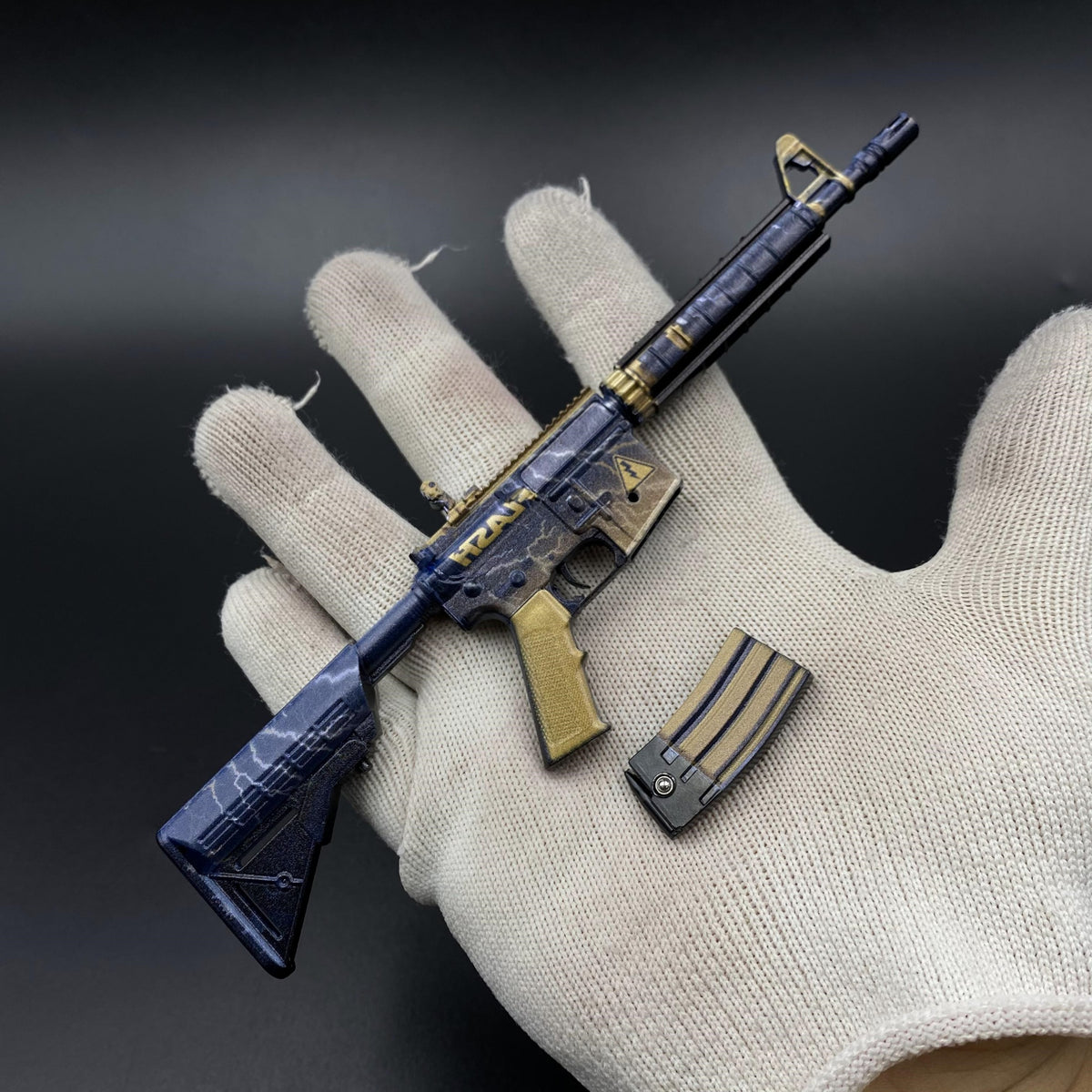 M4A4 Sheet Lightning Gun CS2 Game Replica For Collectible