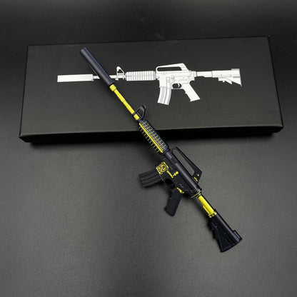 CS Knight M4A1-S Metal Replica Game Prop Collectible