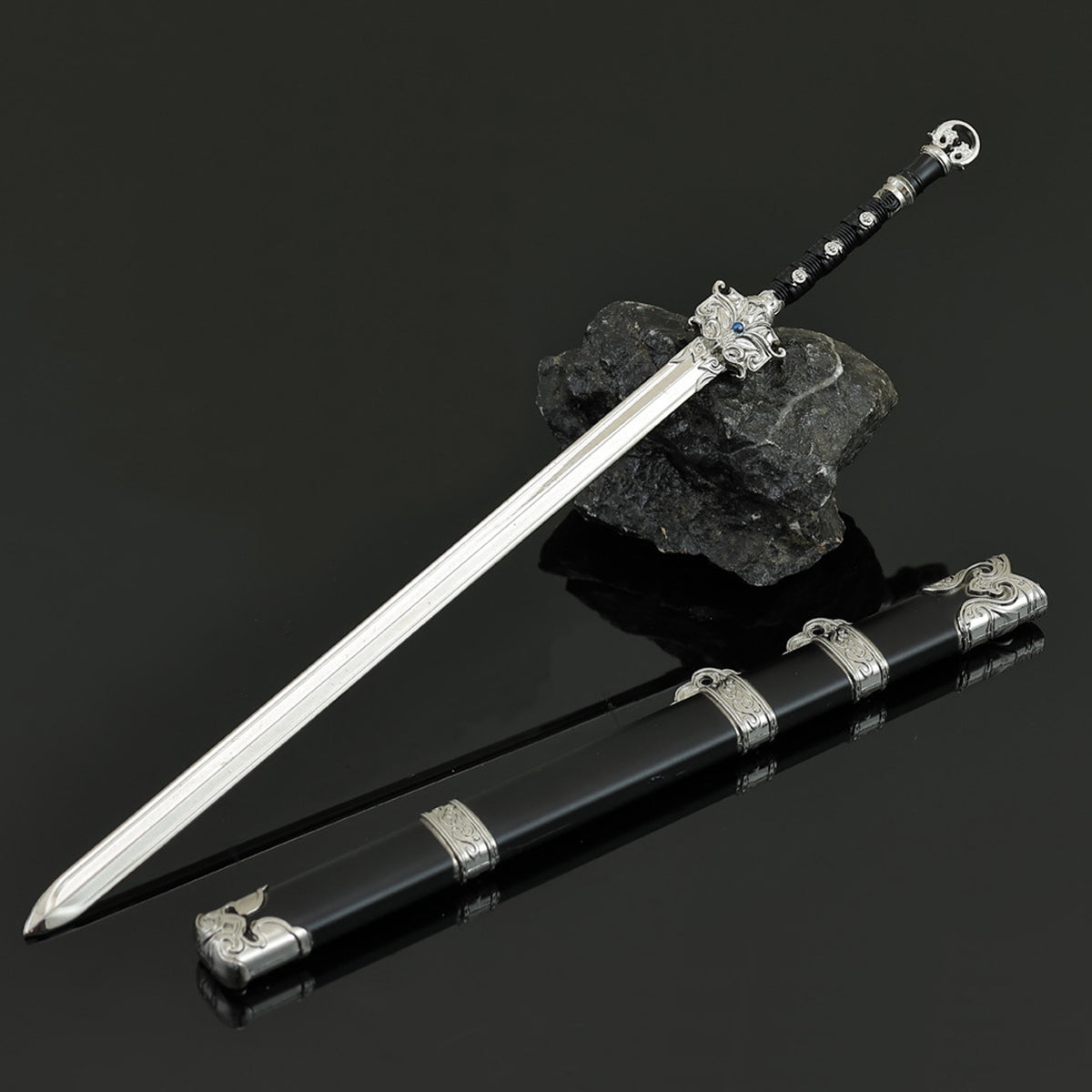 Chinese Wuxia Sword Replica Yu Lin Ling Sword from Sword of Coming Mini Wuxia Metal Sword Collectible