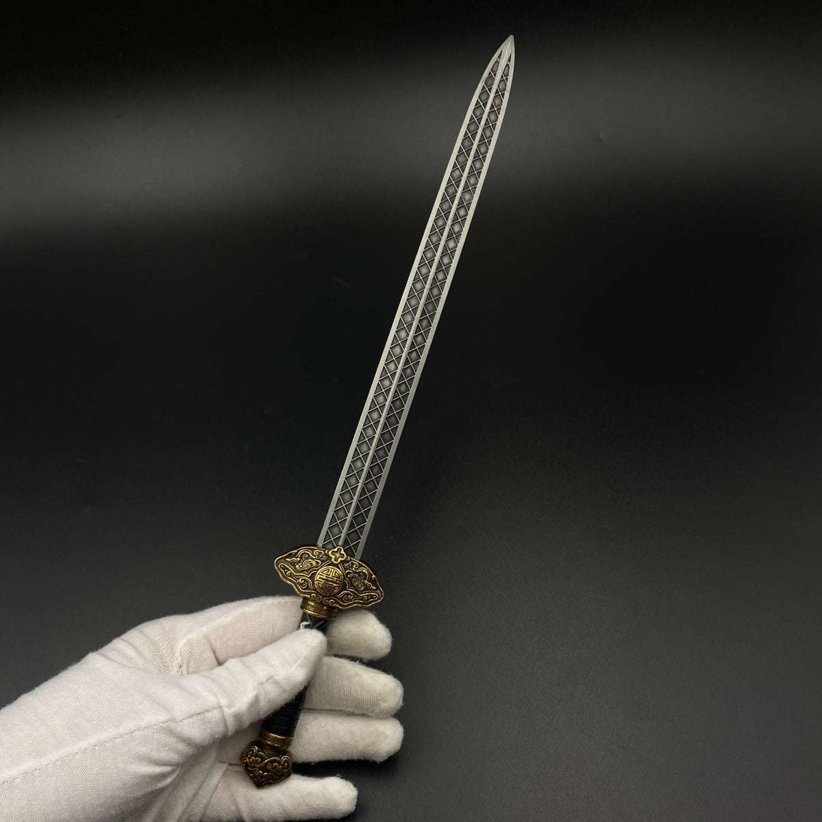 Game for Peace Star Shatter Sword Alloy Replica Battle Royale Game Weapon Prop with Leather Sheath