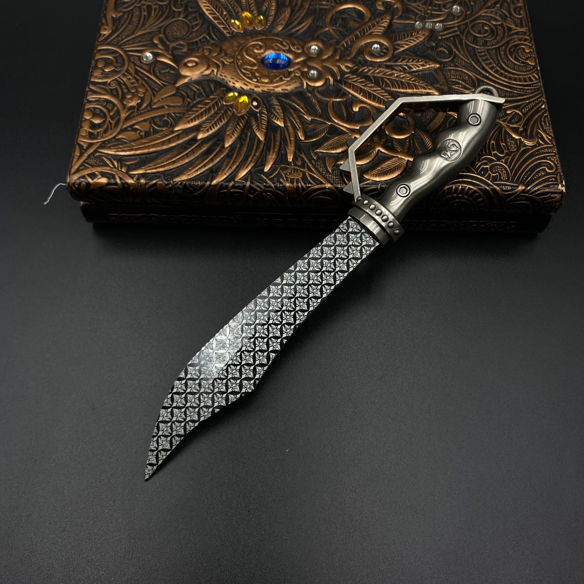 Shadow Ritual Blade Prop Replica with Leather Sheath