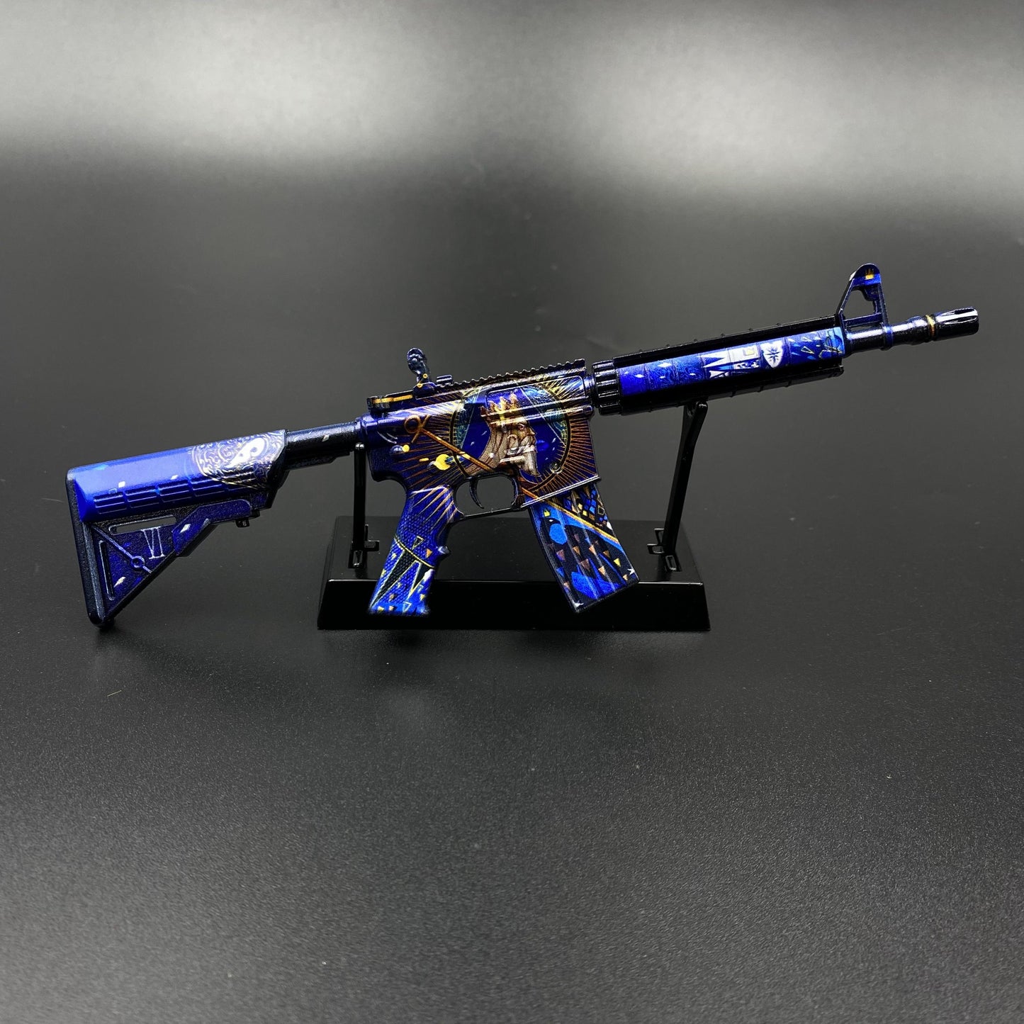 CS2 Hot Game Skin - M4A4 Gun Mini Metal Replica For Collectible