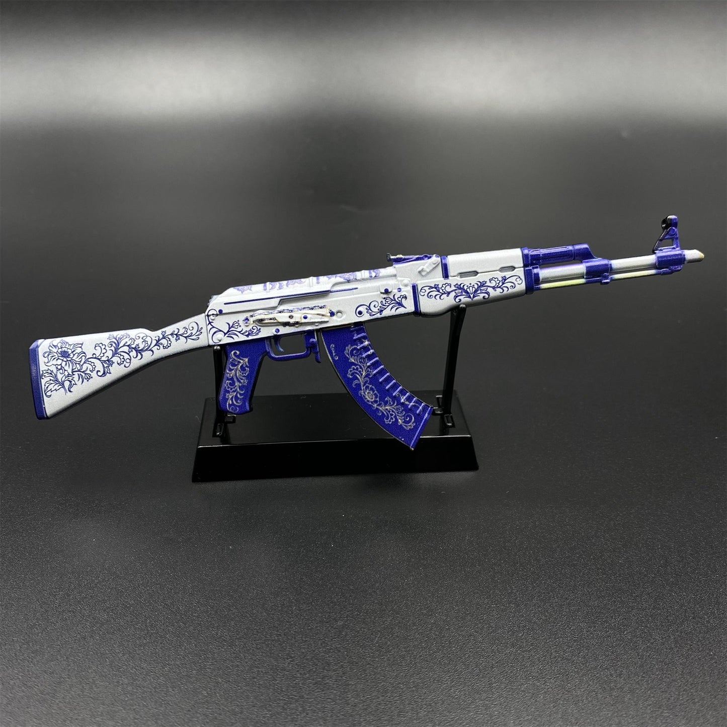 Hot Game CS2 Inheritance AK47 Metal Replica Game Prop Collectible
