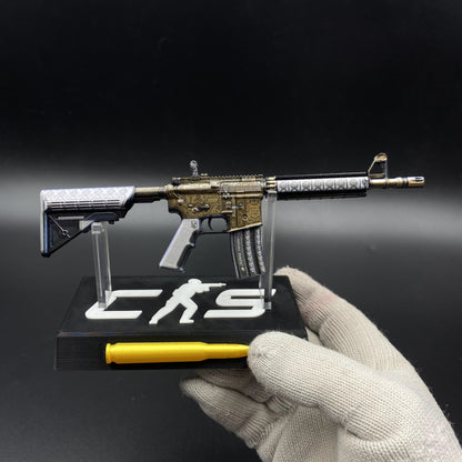 CS Game Skin M4A4 Royal Paladin Mini Metal Game Replica For Collection