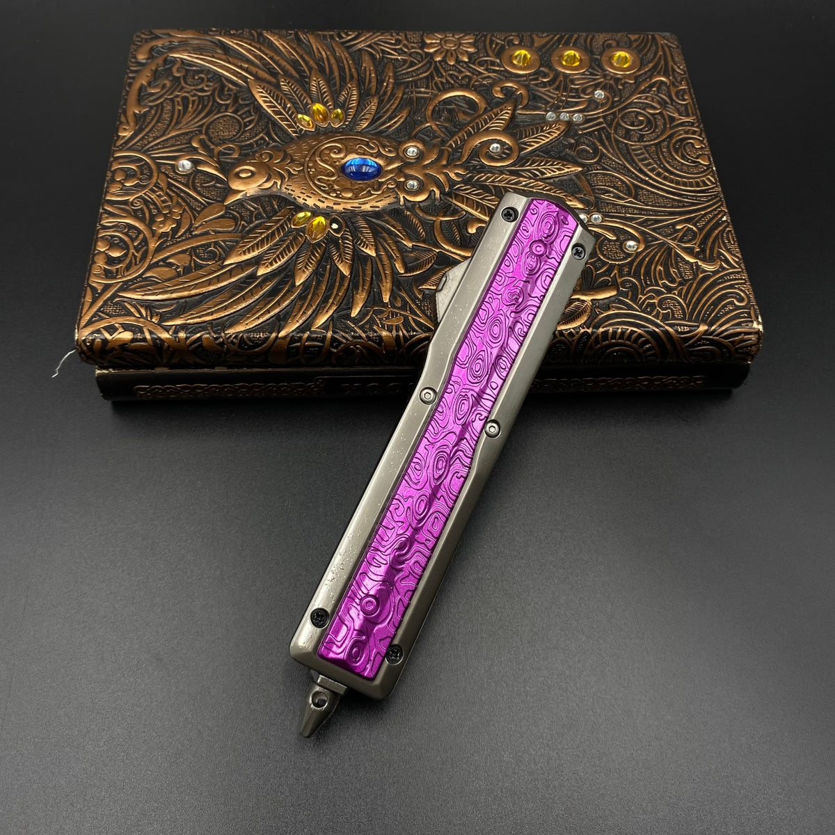 Arena Breakout Mandala Tague OTF Dagger For Collection
