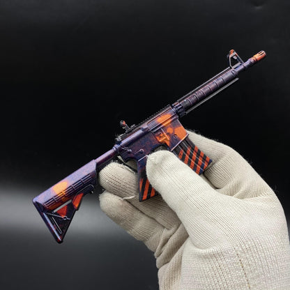 Hot Game CS Skin M4A4 Radiation Hazard Mini Metal Replica For Collectible