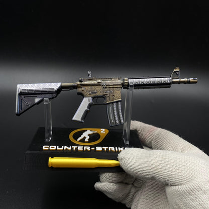 CS Game Skin M4A4 Royal Paladin Mini Metal Game Replica For Collection