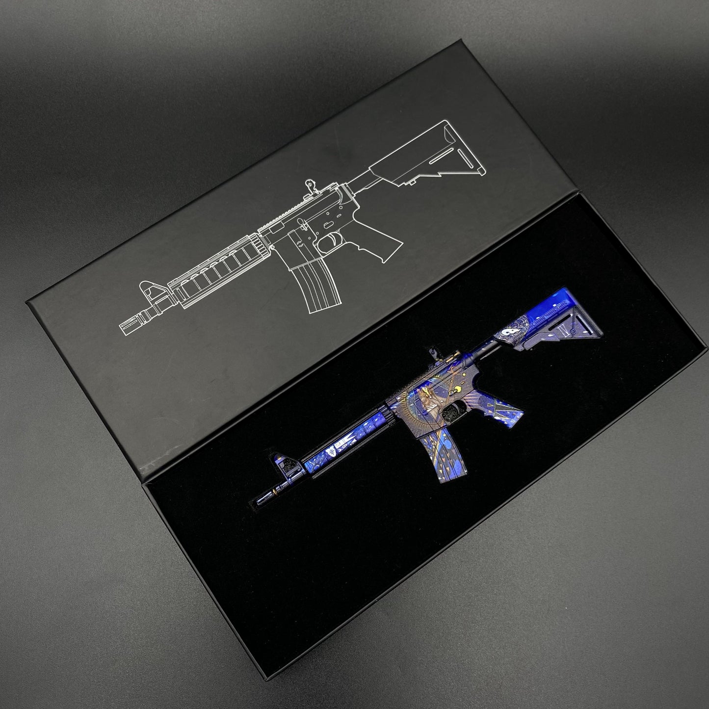 M4A4 The Emperor Mini Game Skin Replica, Game Prop Collectible