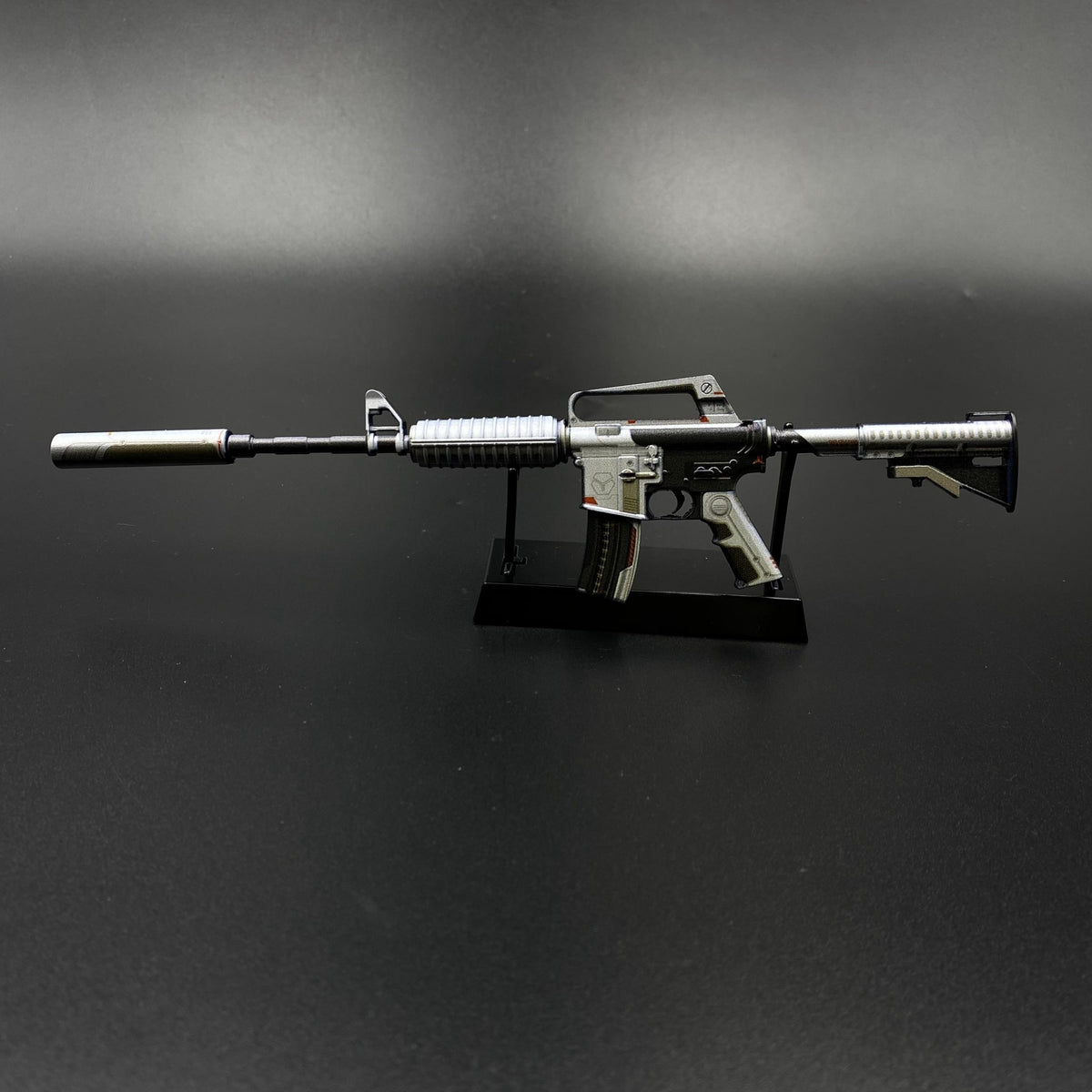 CS2 Game Peripheral - Mecha Industries M4A1-S Metal Replica Game Prop Collectible