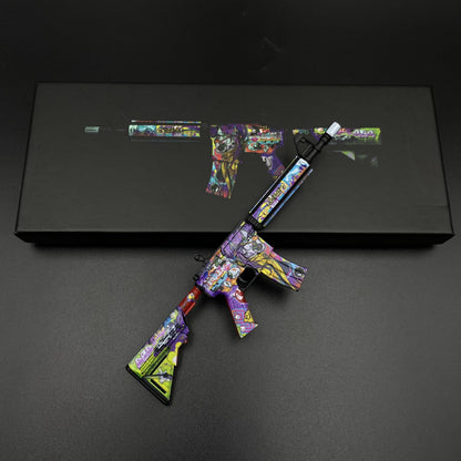 CS2 Hot Game Skin - M4A4 Gun Mini Metal Replica For Collectible