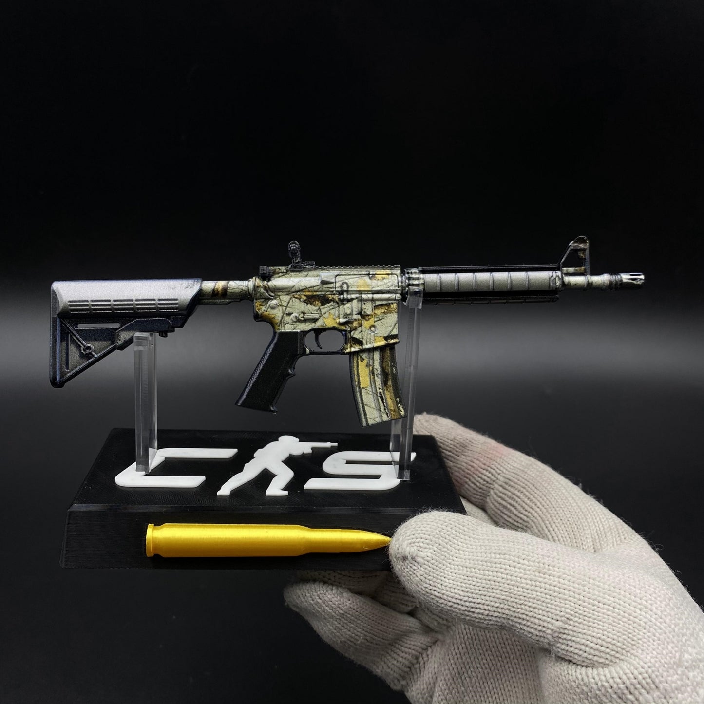 CS Hot Skin M4A4 Modern Hunter Mini Metal Replica For Collectible