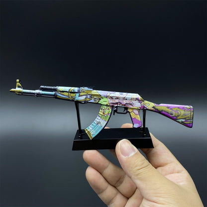 Metal Tiny CS2 Hot Skin B the Monster AK47 Gun Miniature For Collection