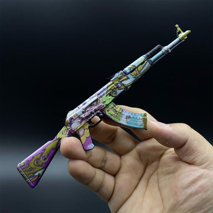 Metal Tiny CS2 Hot Skin B the Monster AK47 Gun Miniature For Collection