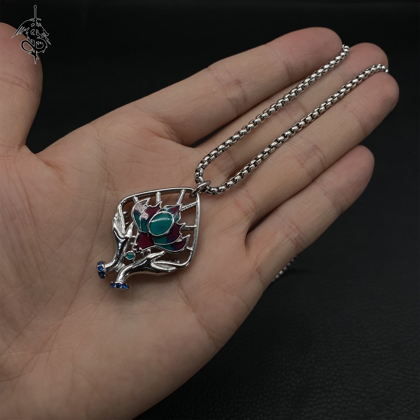 BG3 Amulet of The Devout Necklace Replica