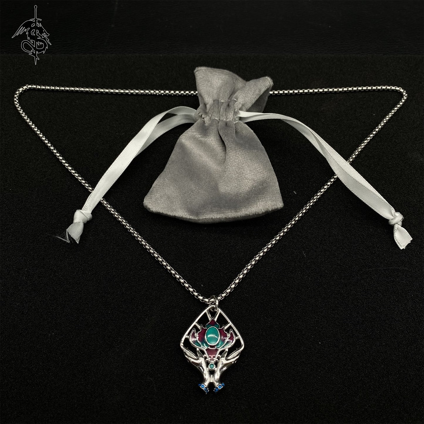 BG3 Amulet of The Devout Necklace Replica