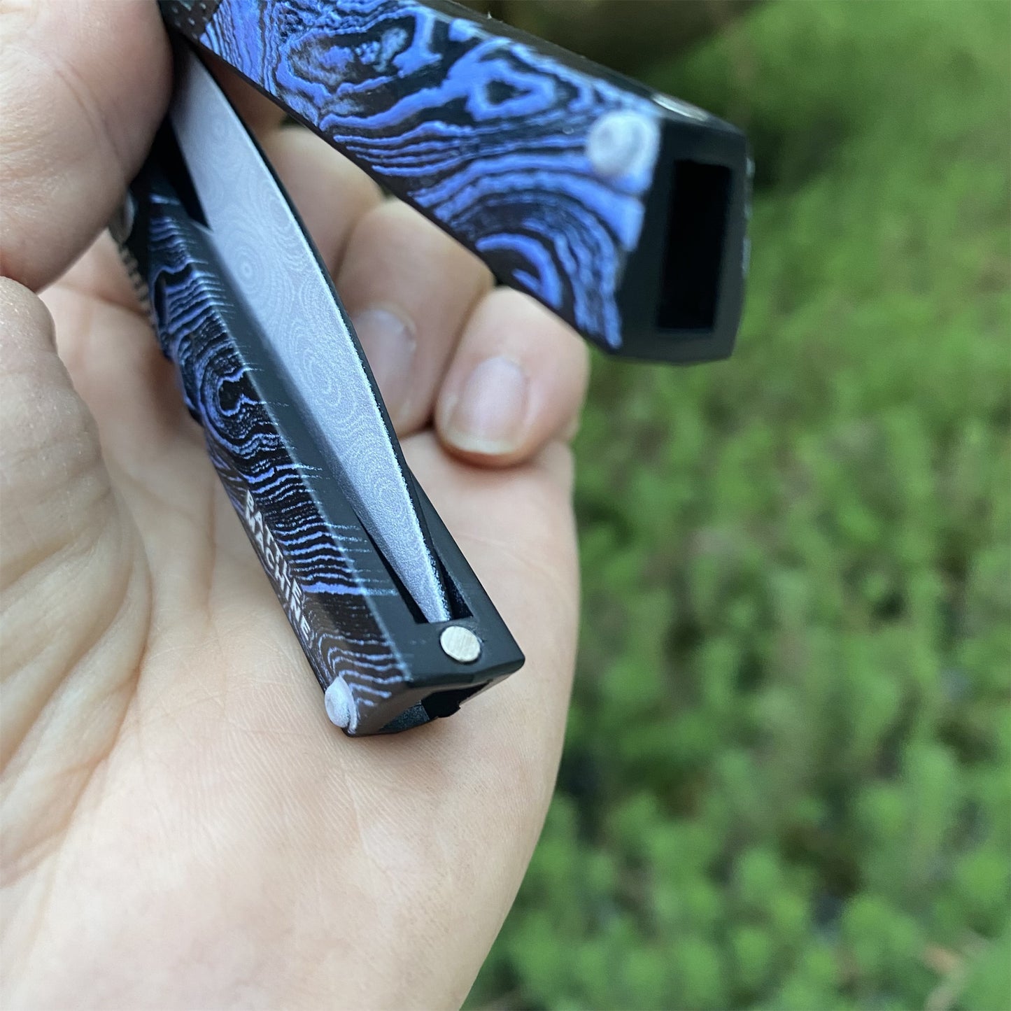 Arena Berakout Graffiti Blade Butterfly Knife Metal Replica