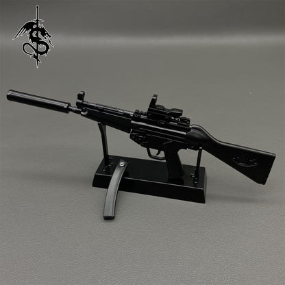 1:6/1:5 Arena Breakout Metal Tiny Gun Mystery Box