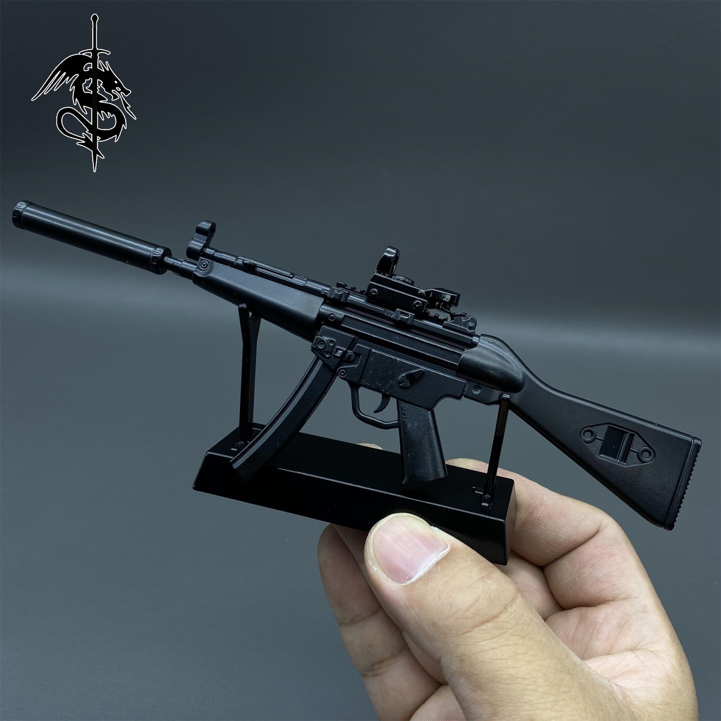 1:5 Arena Breakout Metal Tiny MP5 Submachine Gun Miniature