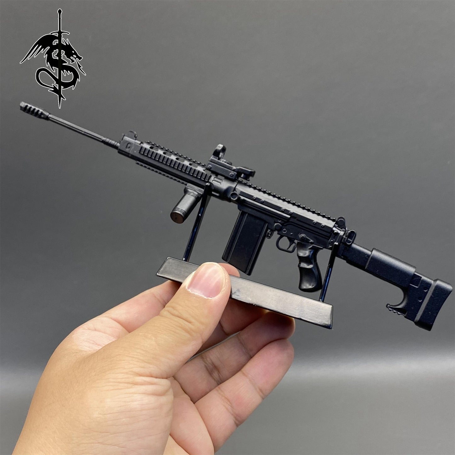 1:5 Arena Breakout Metal Tiny FAL Rifle Miniature