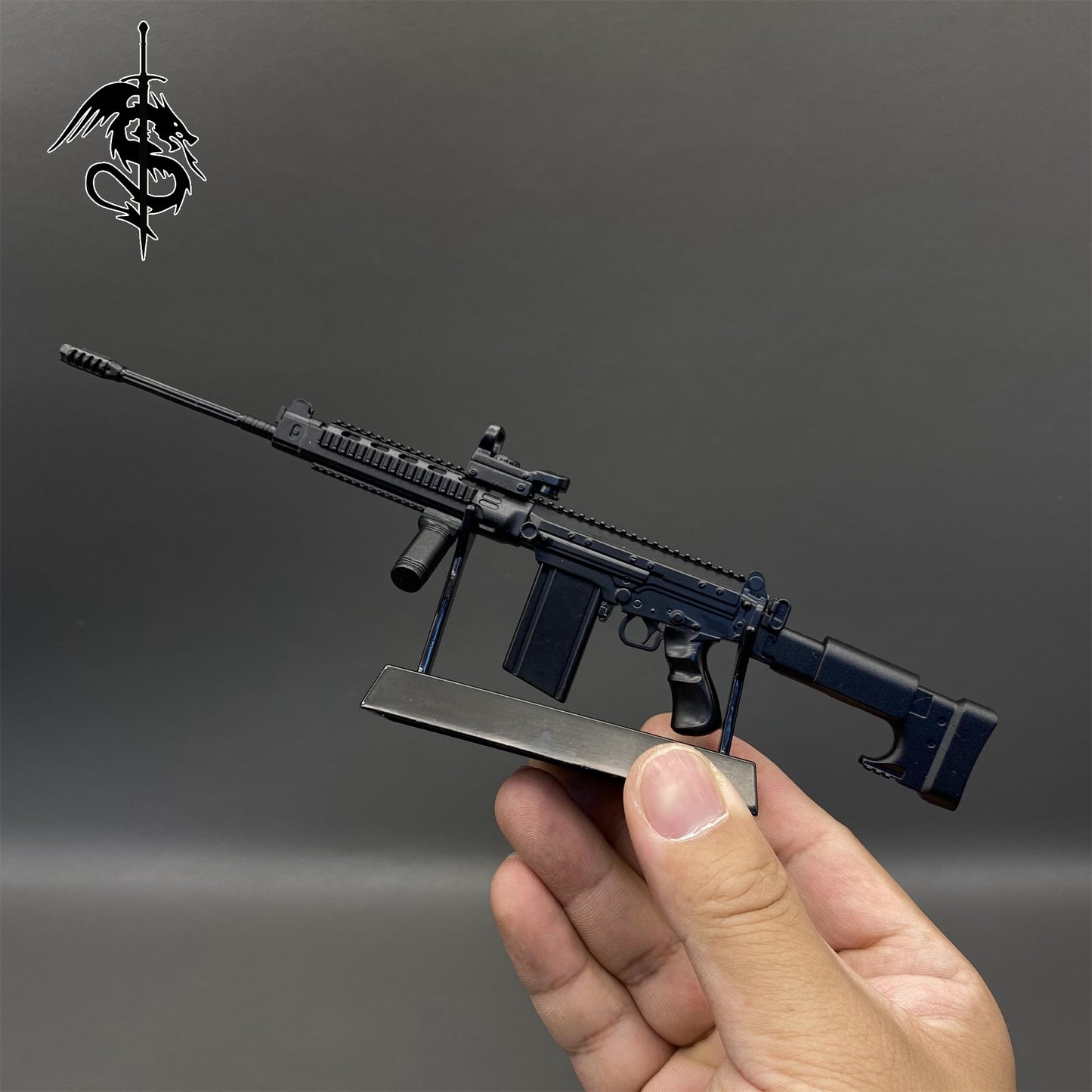 1:5 Arena Breakout Metal Tiny FAL Rifle Miniature