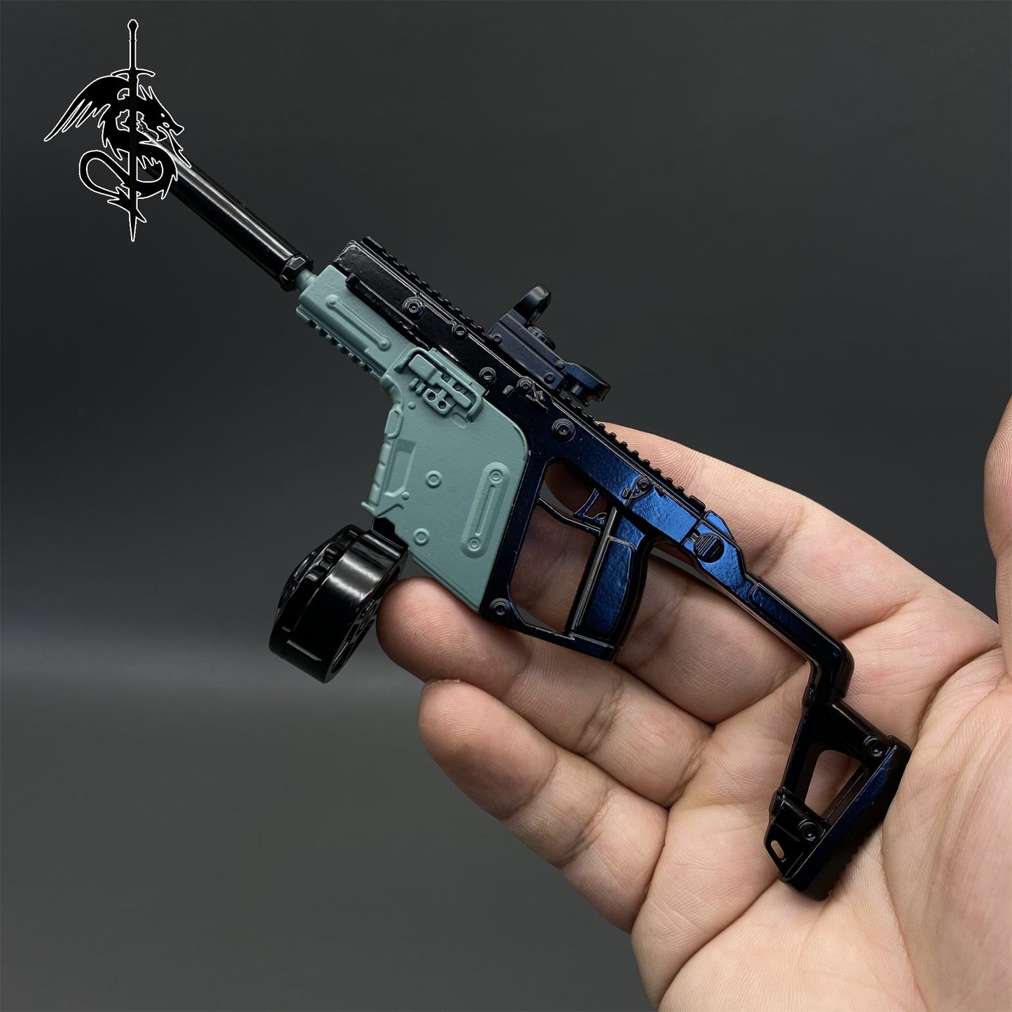 1:5 Arena Breakout Metal Tiny Vector9 Submachine Gun Miniature