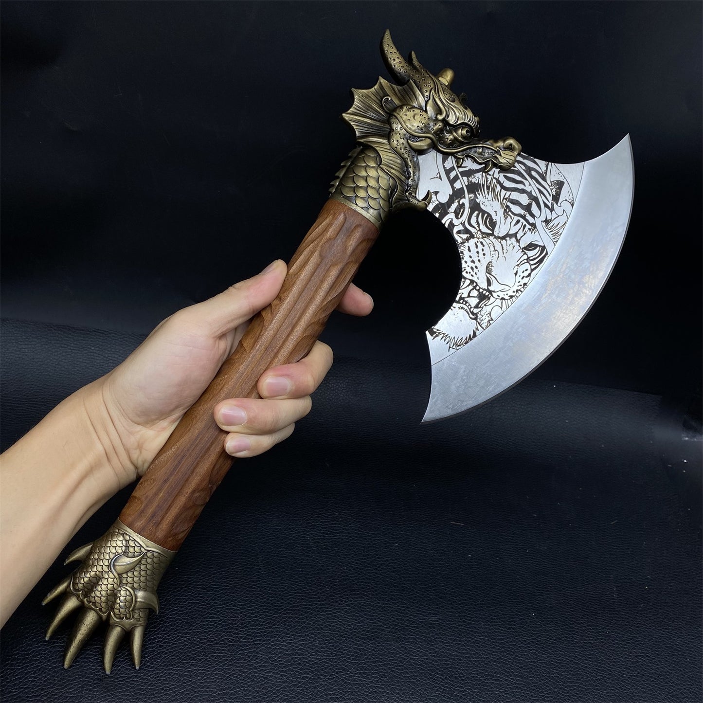 Collective Dragon Head Battle Axe