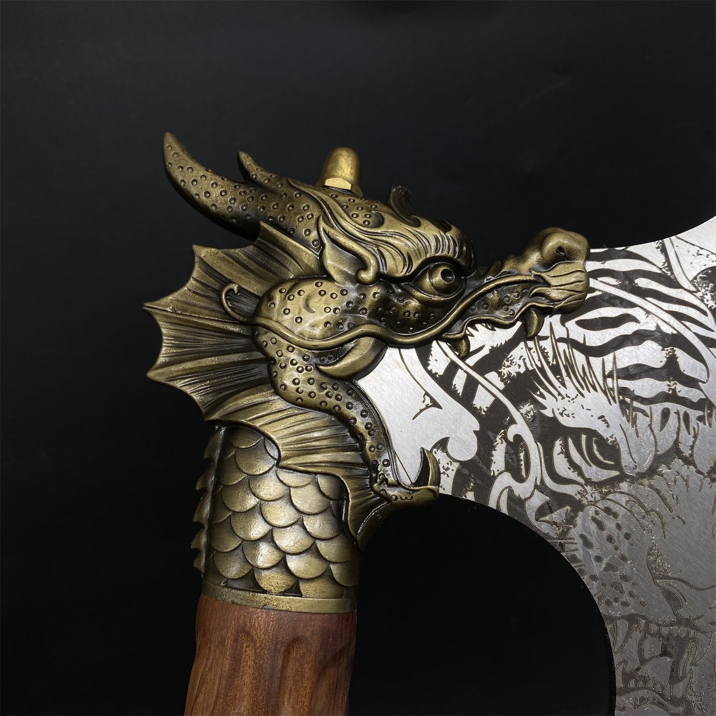 Collective Dragon Head Battle Axe