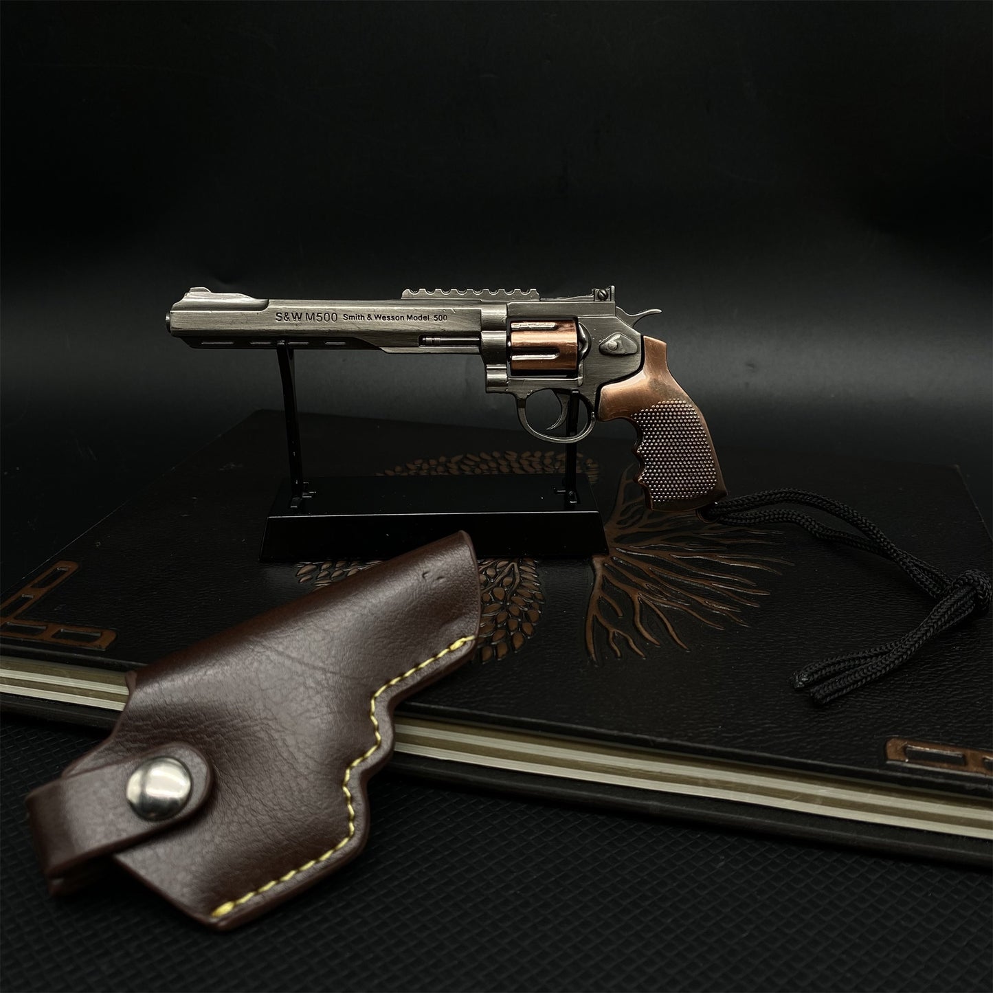 Tiny Gun Bison Revolver S&M 500 Metal Replica 