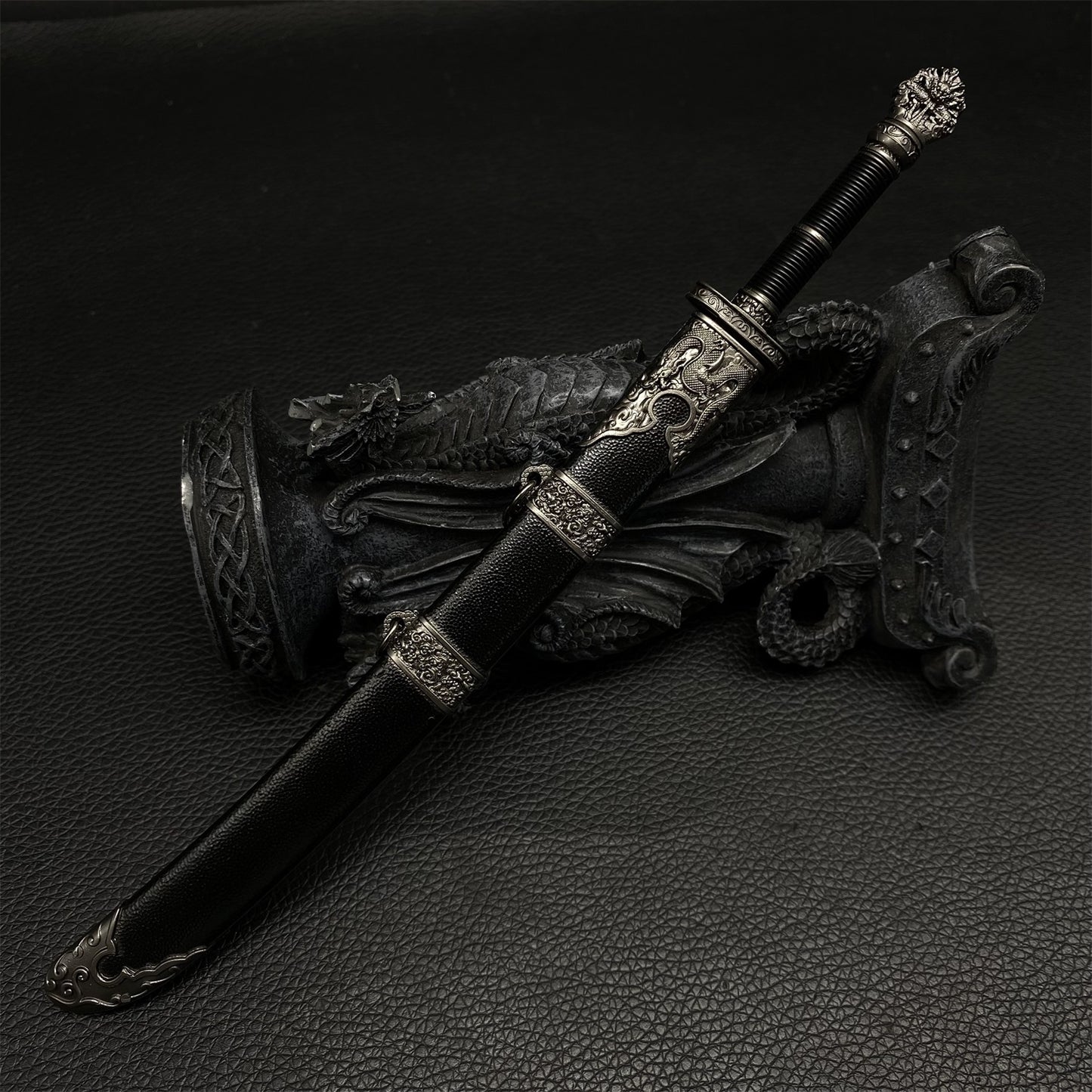 The Lost Tomb Black Gold Ancient Knife Metal Replica