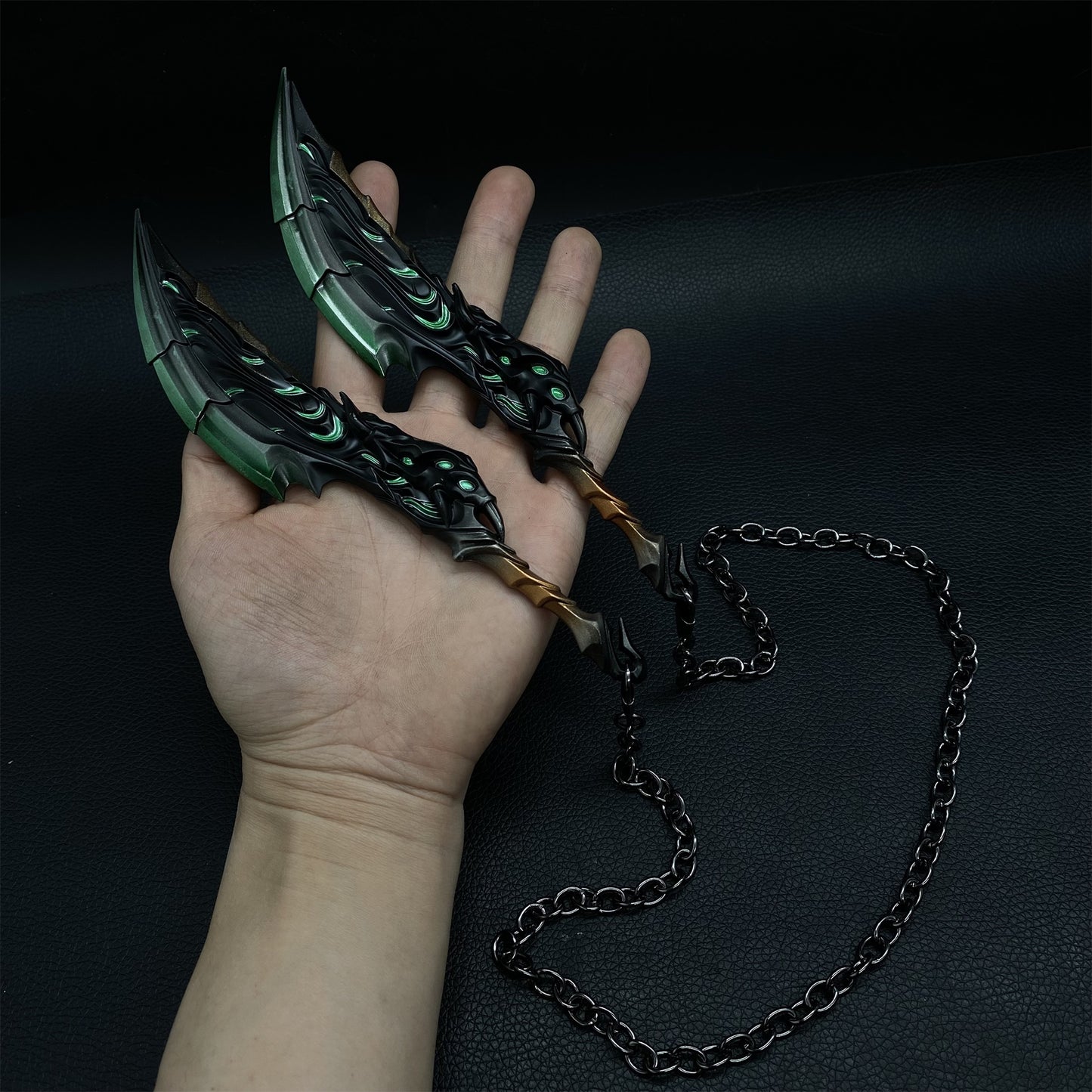 Metal Blades of Primordia Weapons 4 Colors
