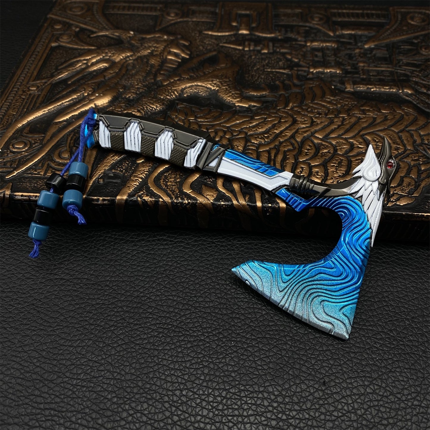 Mini Bloodhound Heirloom  Recolor Raven Bite Axe Metal Craft For Collection