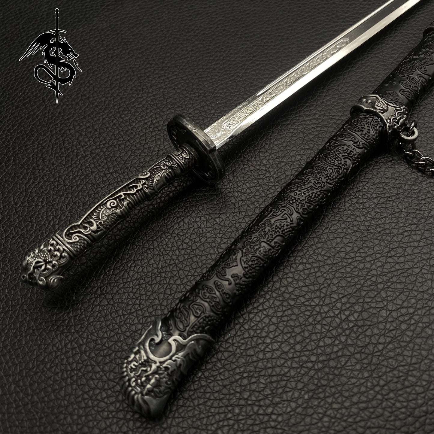 Ancient Chinese Brotherhood of Blades Metal Replica