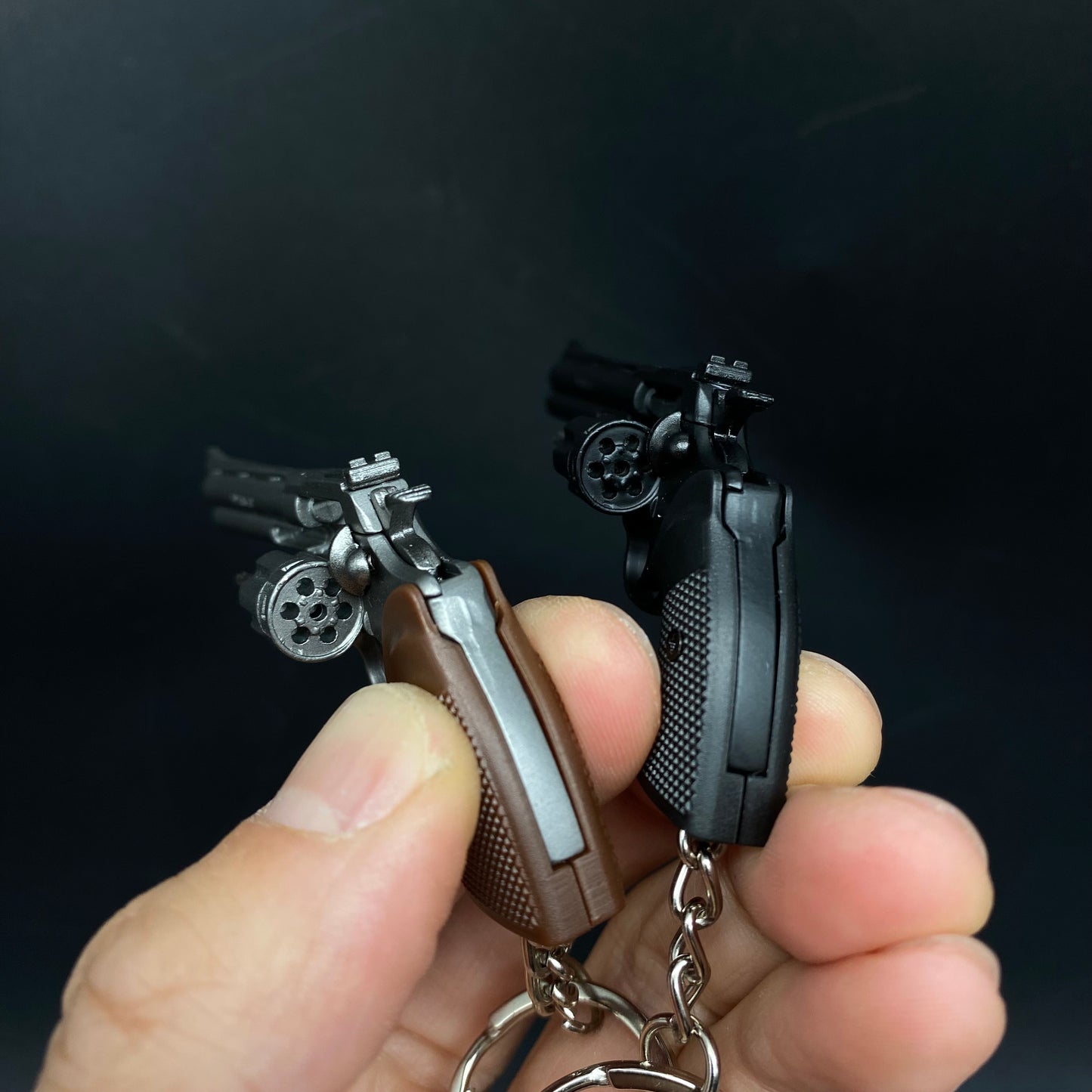 Detachable Metal Python 357 Mini Gun Keychain