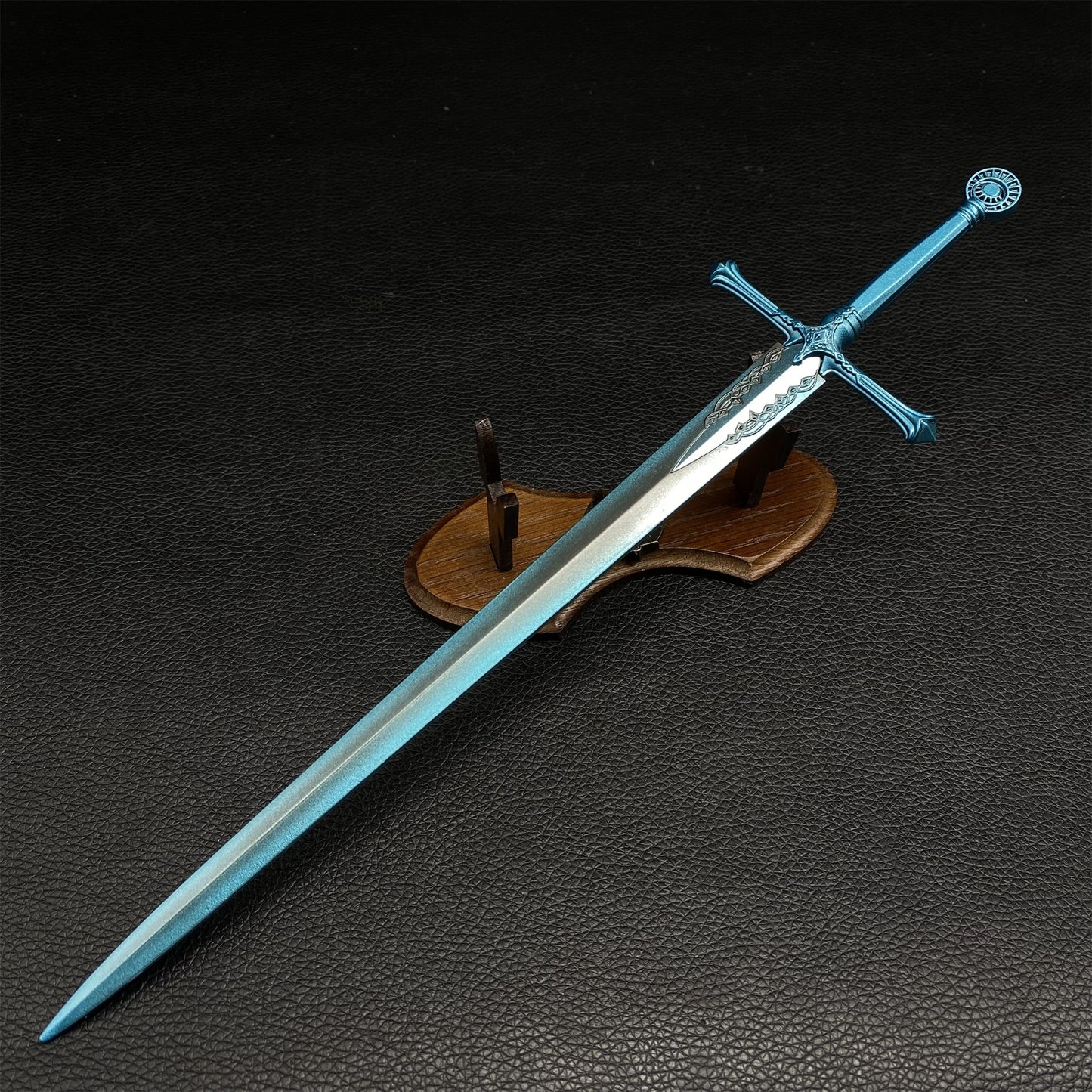 Carian Knight's GreatSword Metal Miniature
