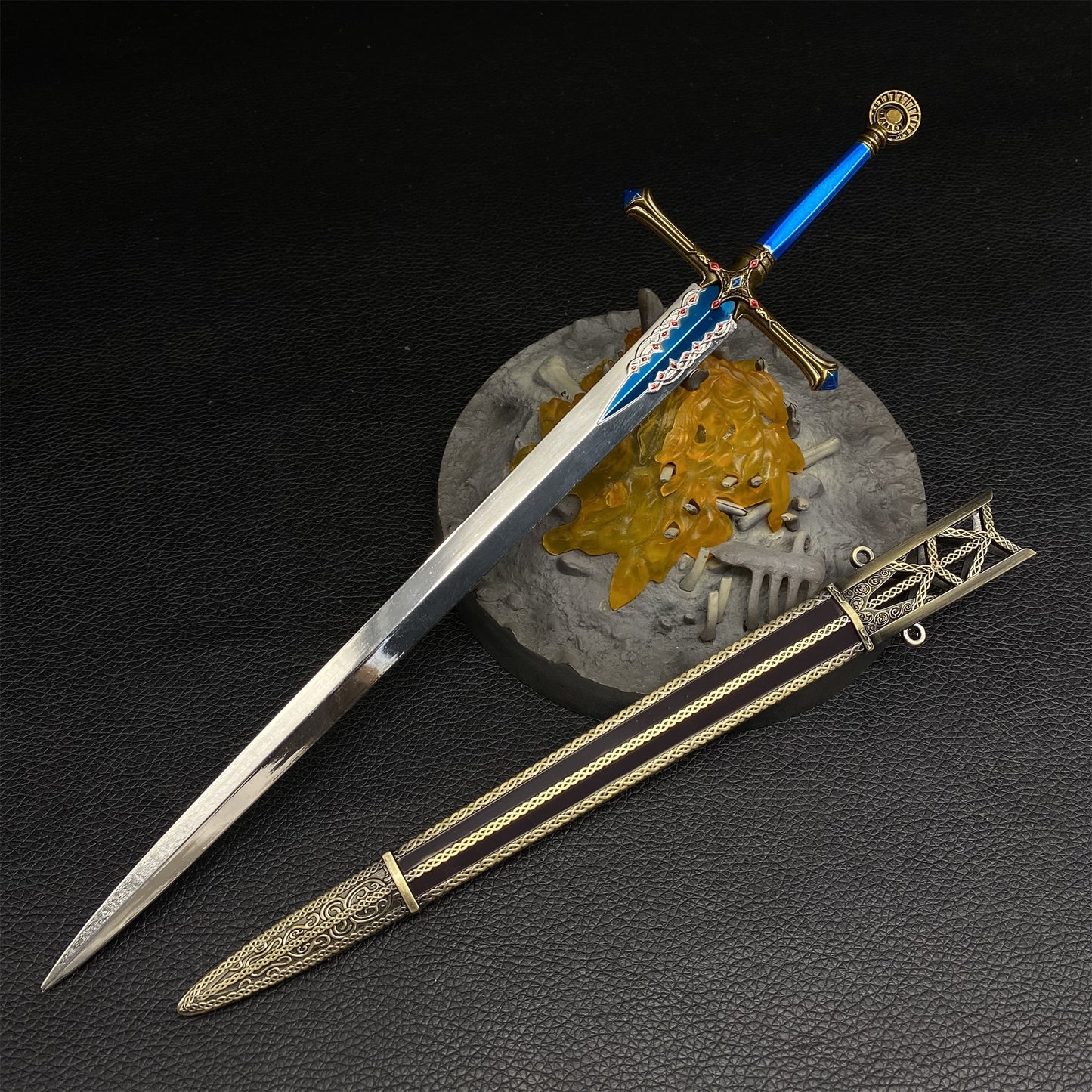 Carian Knight's Sword Metal Mini Art-Golden Plated