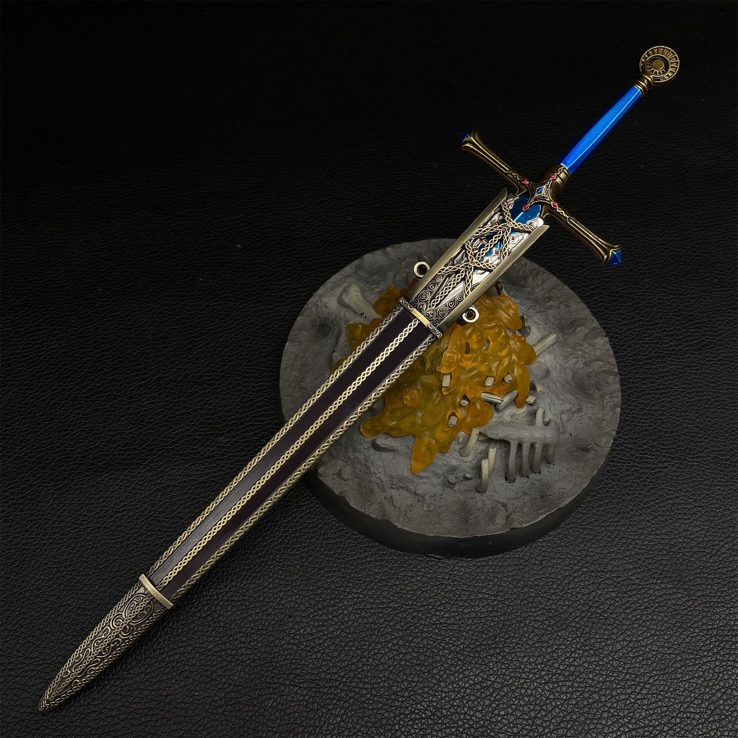 Carian Knight's Sword Metal Mini Art-Golden Plated