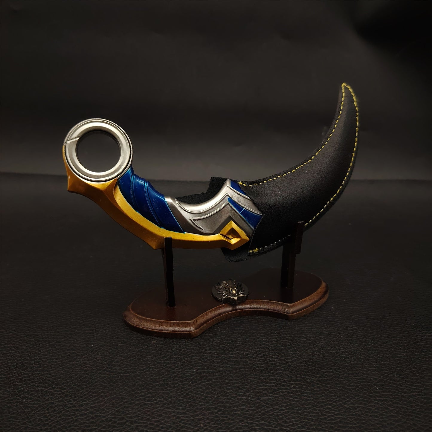Val Celestial Holater Claw Metal Replica