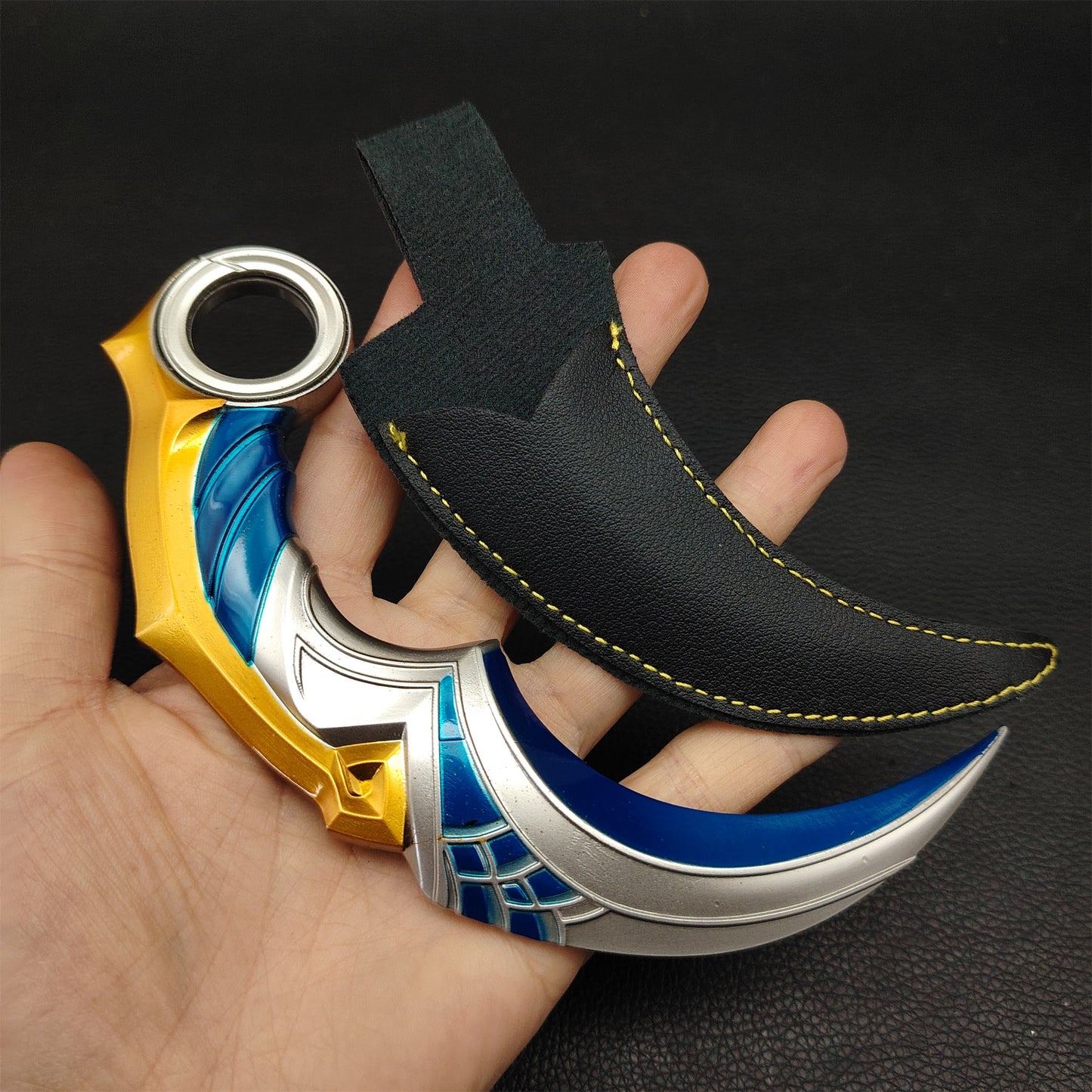 Val Celestial Holater Claw Metal Replica