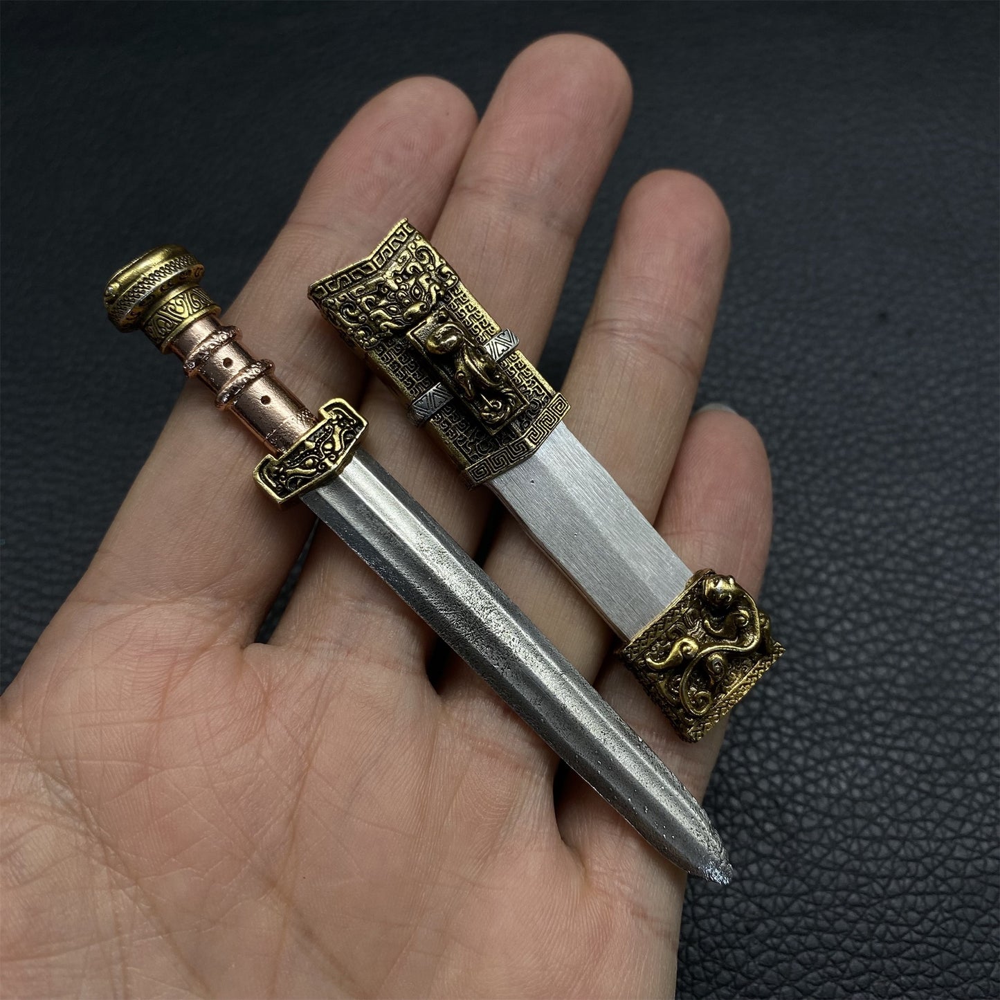 Chinese Chilong Swords Tiny Han Sword Replicas