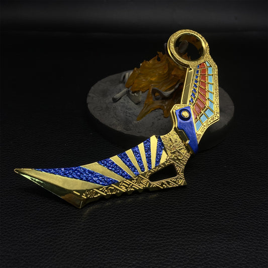 Hot Game Claws Of Vast Sky Metal Mini Replica