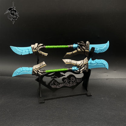 WOW Cloudsong Glaive Metal Replicas A Pair