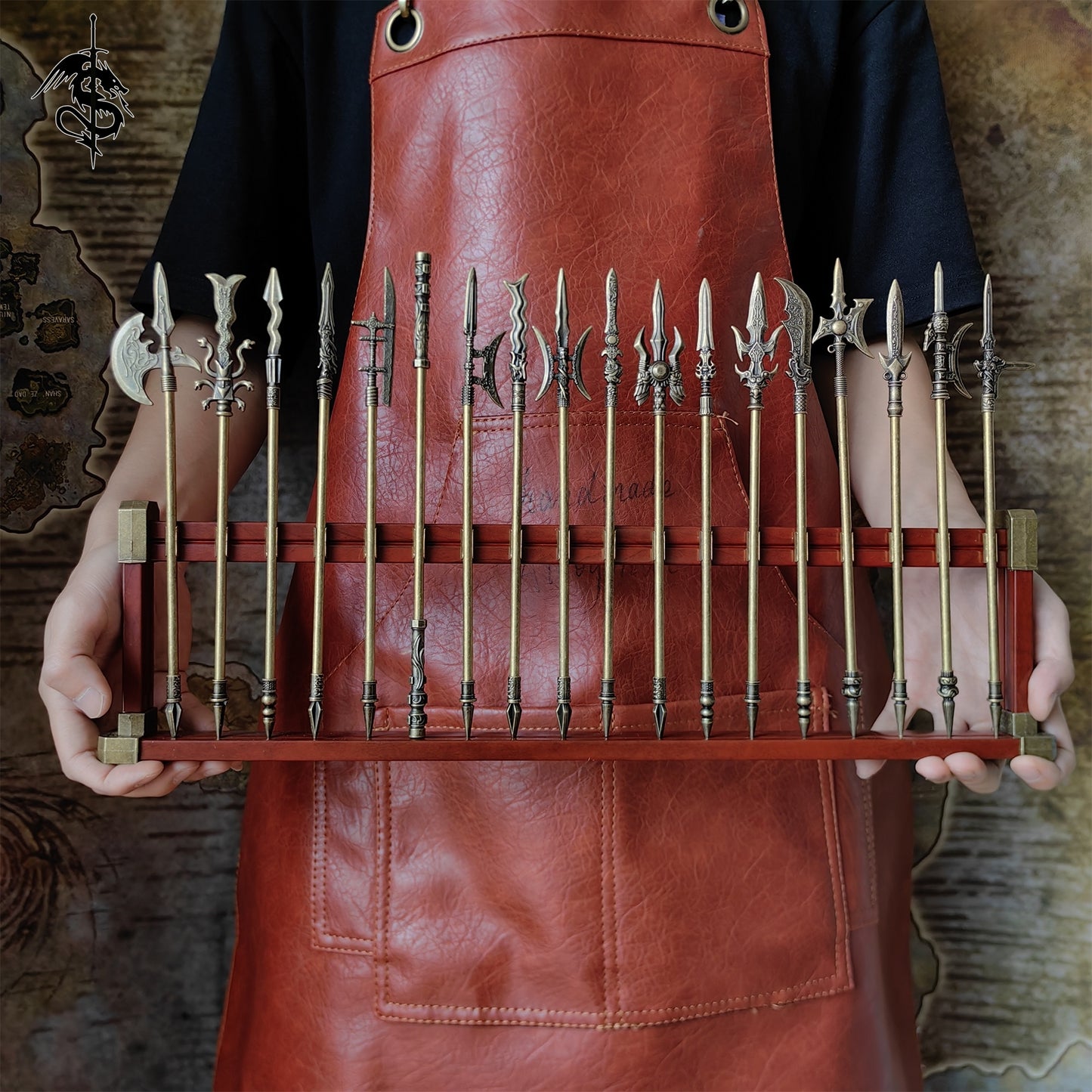 Hand-Forged Metal 18PCS Cold Weapons in Ancient China With Stand