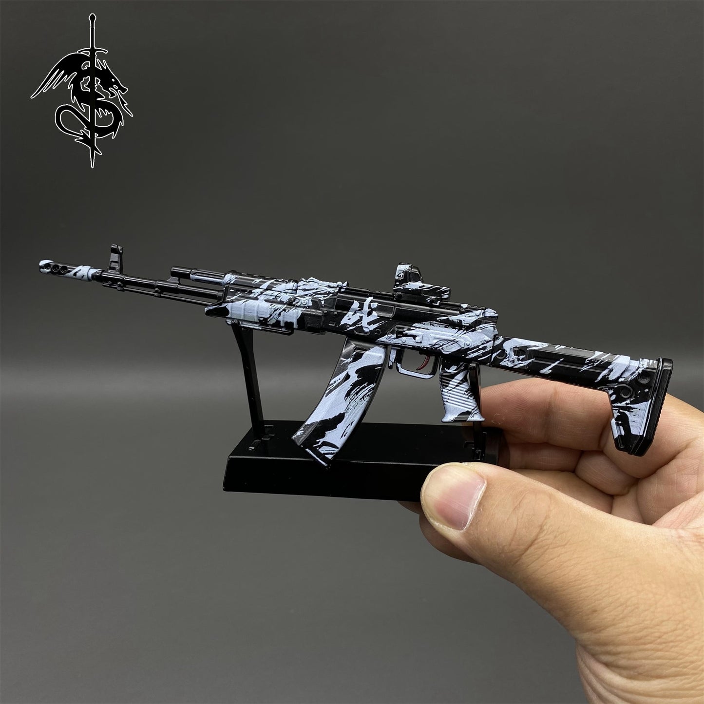 1:6 Arena Breakout Metal Tiny Come On Skin AK74N Miniature