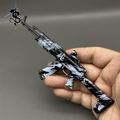 1:6 Arena Breakout Metal Tiny Come On Skin AK74N Miniature