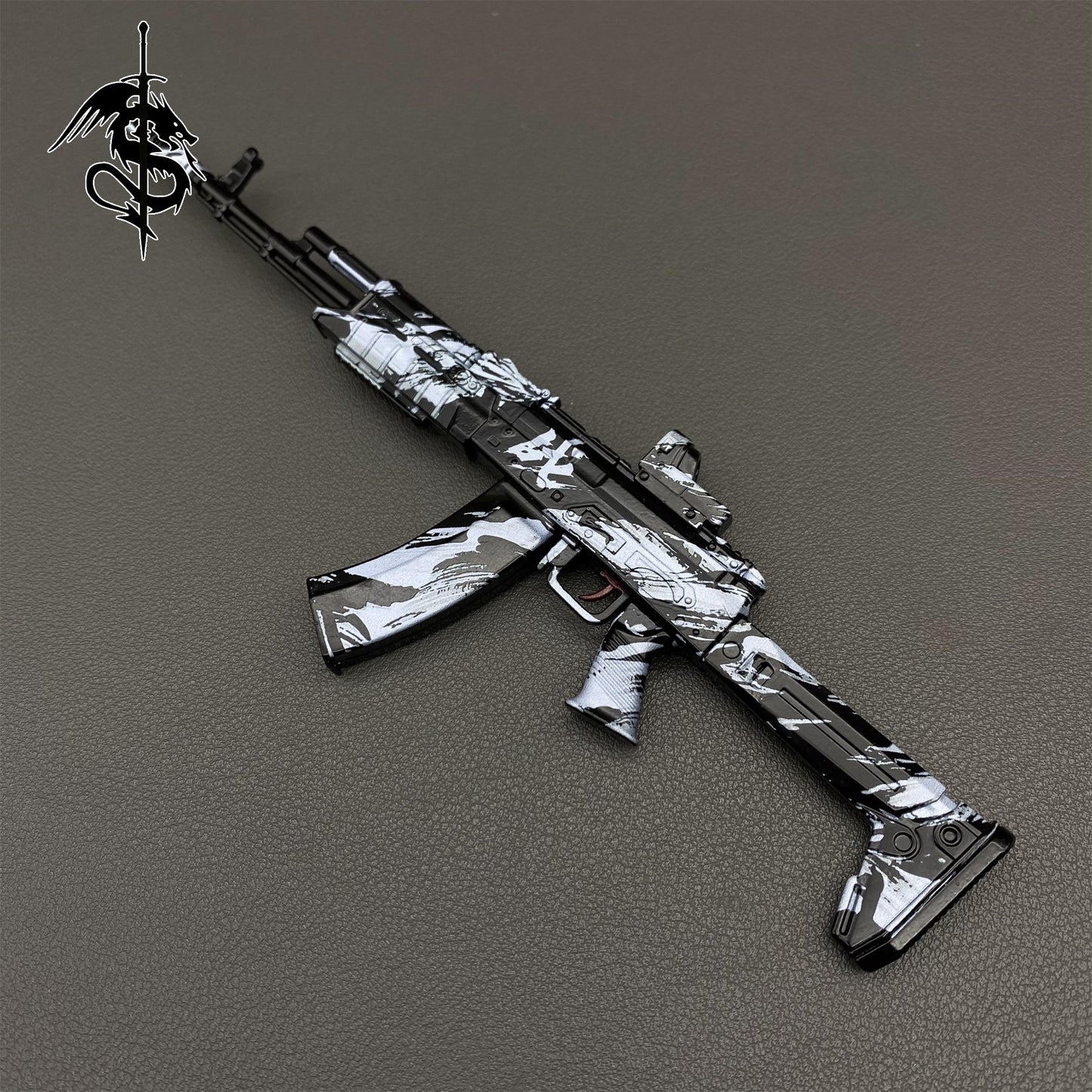 1:6 Arena Breakout Metal Tiny Come On Skin AK74N Miniature
