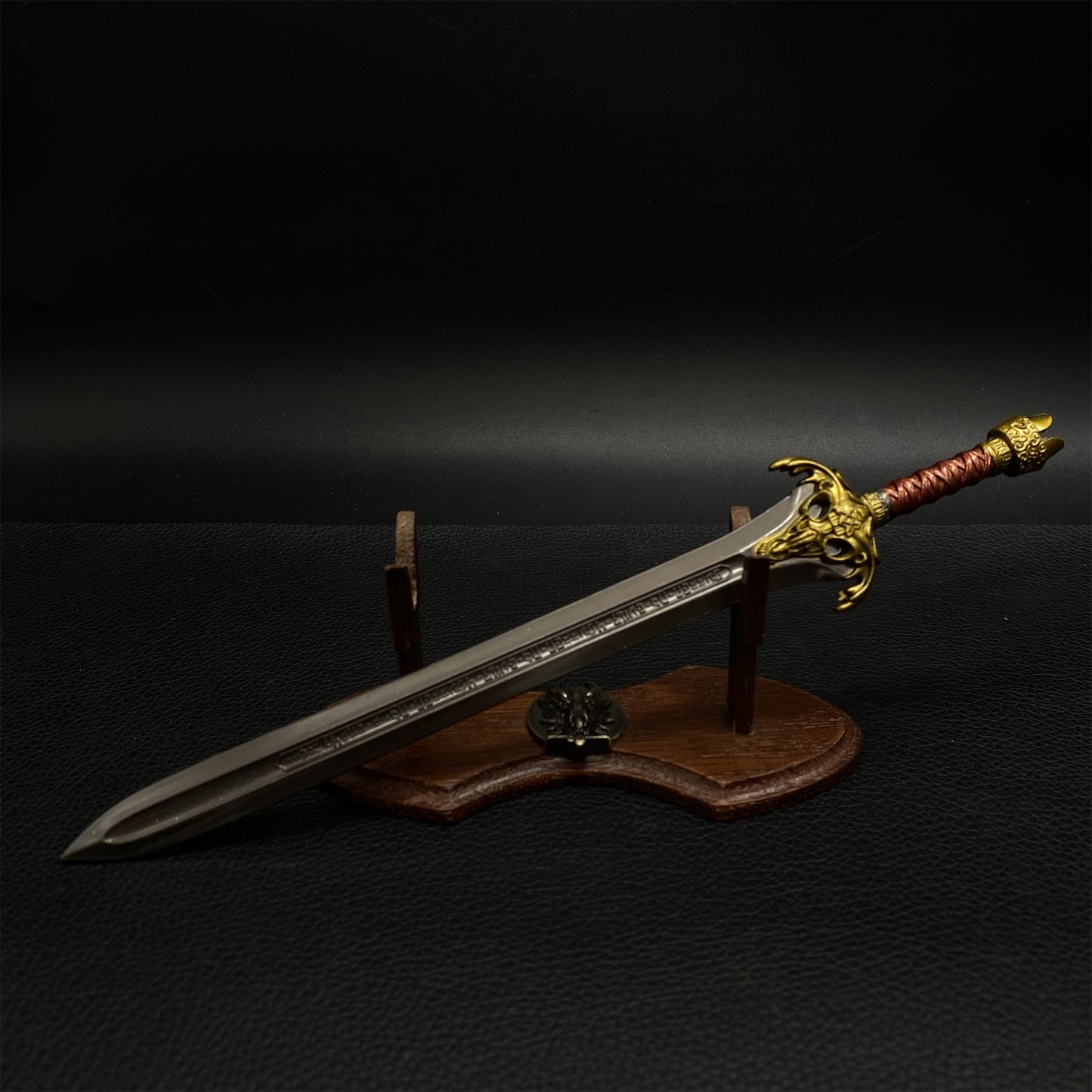 Metal Conan Sword  And King Sword Miniatures Replicas