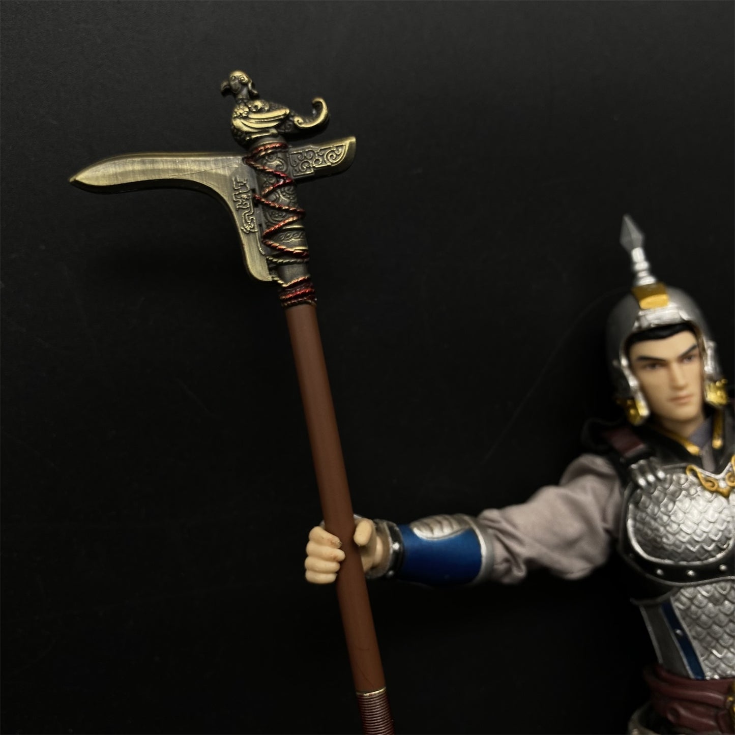 Pre-Qin Peri Bronze Dagger-axe Metal Replica