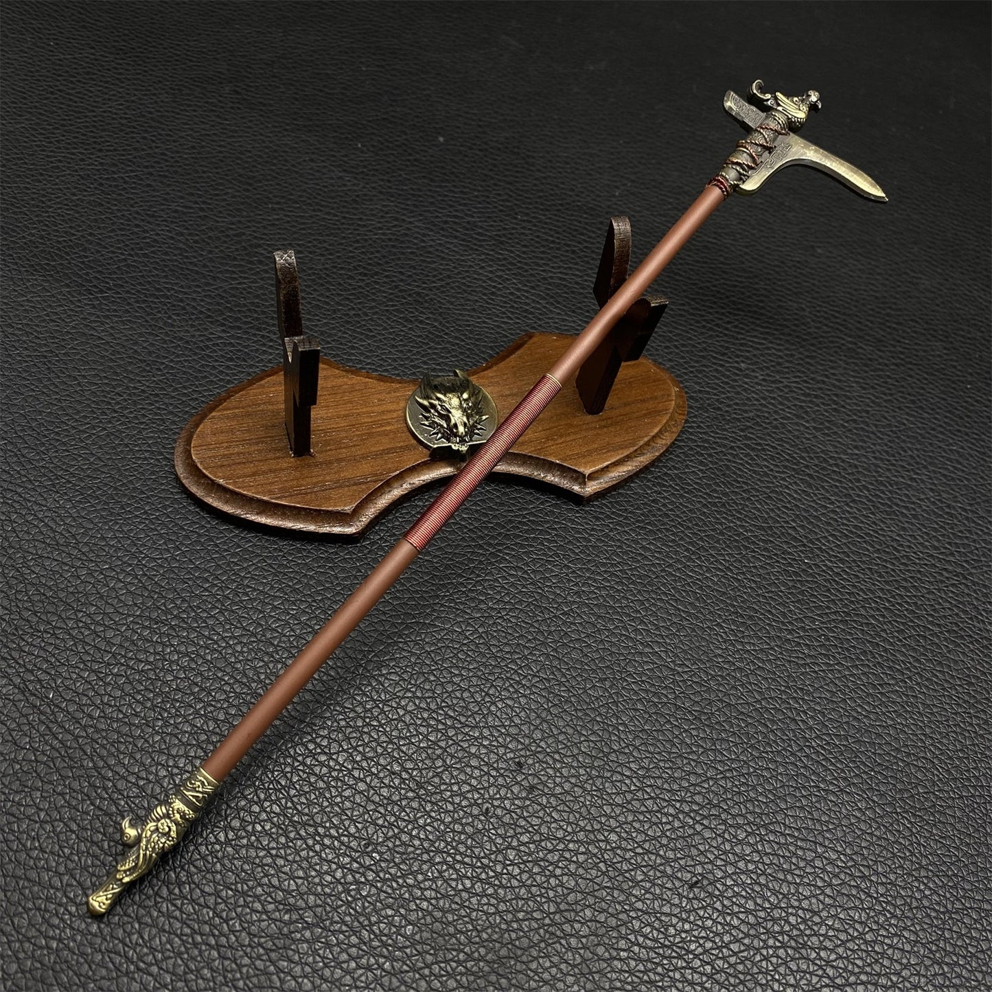 Pre-Qin Peri Bronze Dagger-axe Metal Replica