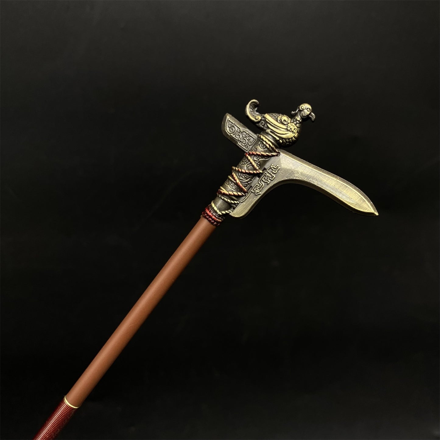 Pre-Qin Peri Bronze Dagger-axe Metal Replica